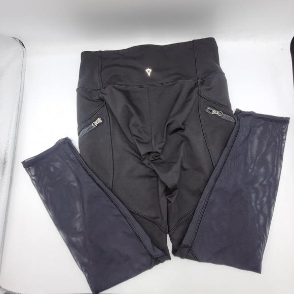 Ivivva by Lululemon BLACK clearly breezy Leggings Size 12 - Picture 4 of 15